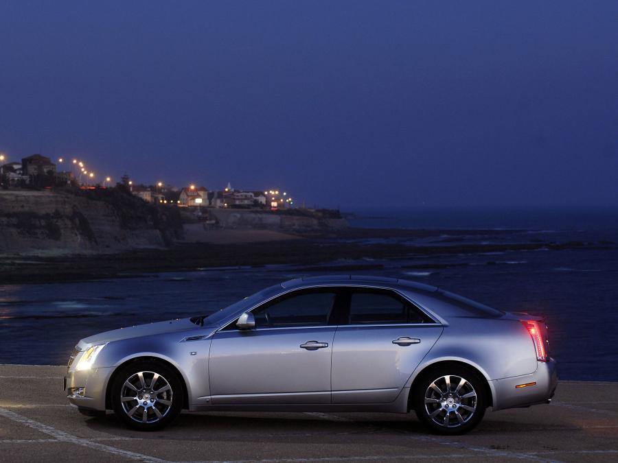  Cadillac CTS 2007 года  (EU) (фото 21 из 25)